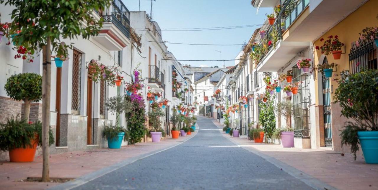 First line beach sea view Estepona Exterior foto